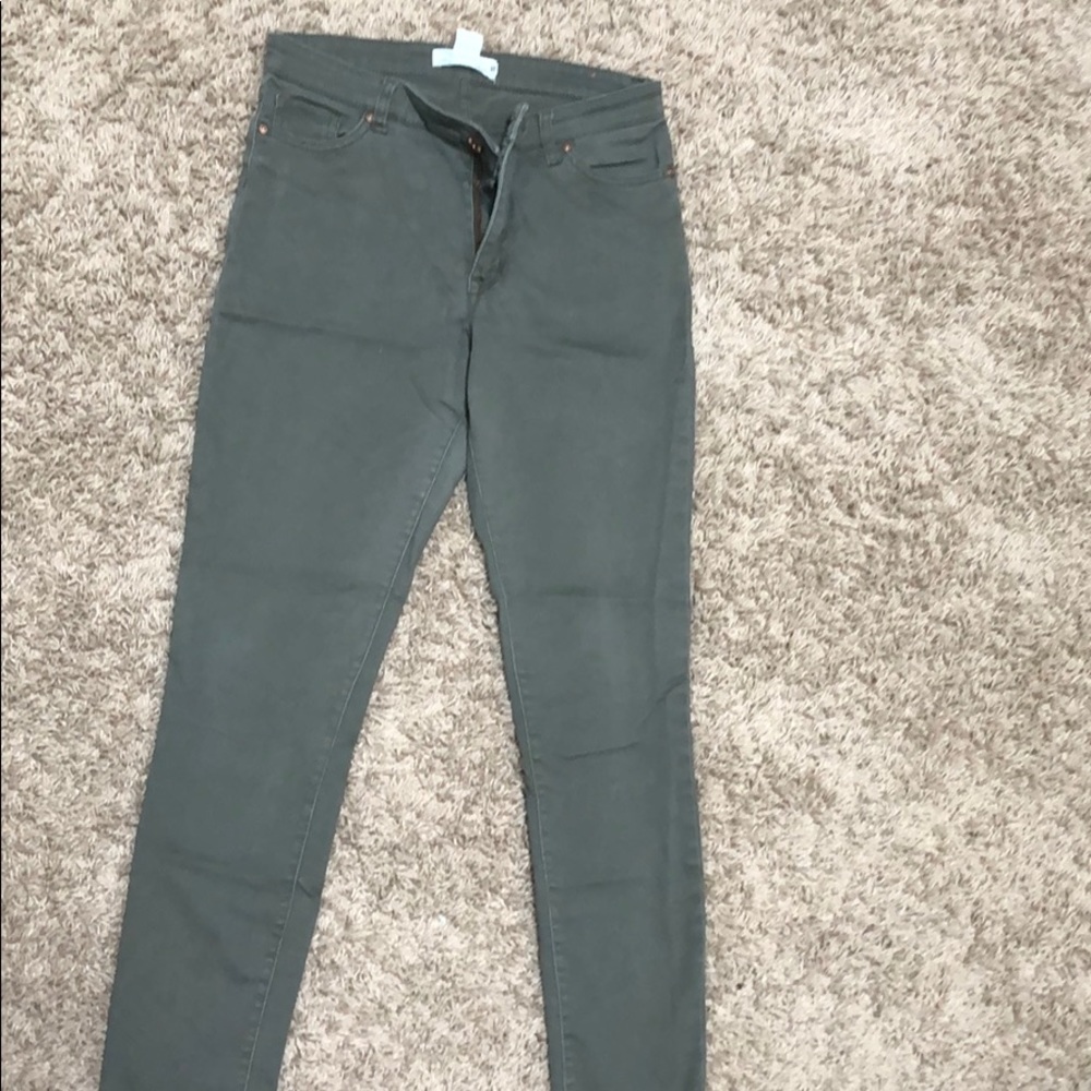 Jeans
